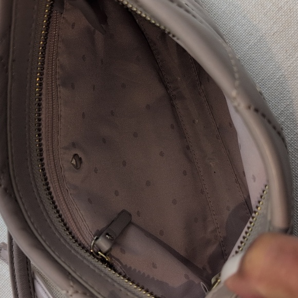 Kate Spade Quilted Leather Gray Crossbody With Gold Hardware. EUC - Picture 9 of 11